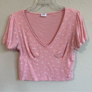 Cotton On Crop Top Pink Floral Print Puff Cap Sleeves Romantic Classic Trendy
